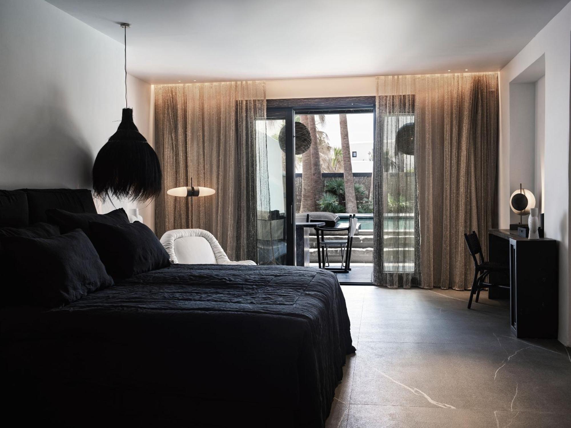 Myconian O, A Member Of Design Hotels (Adults Only) Ornos  Room photo